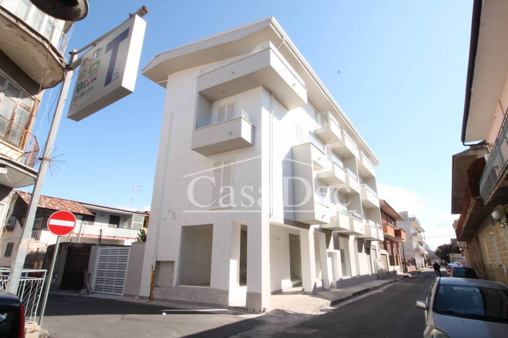 negozio in vendita a Casaluce