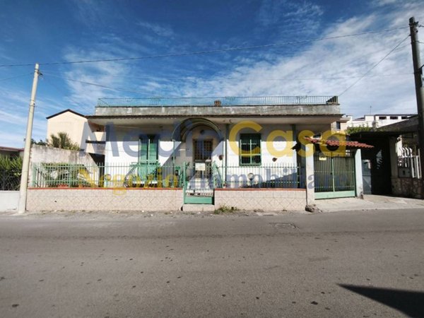 casa indipendente in vendita a Casaluce