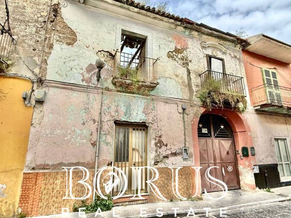 casa indipendente in vendita a Casaluce in zona Aprano