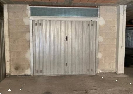 locale di sgombero in vendita a Casaluce