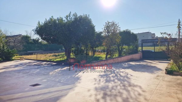 casa indipendente in vendita a Casaluce