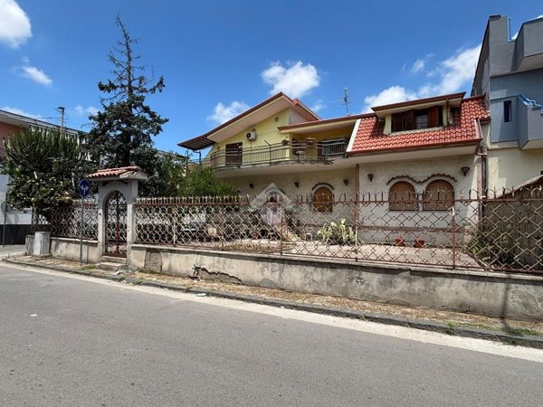 casa indipendente in vendita a Casaluce
