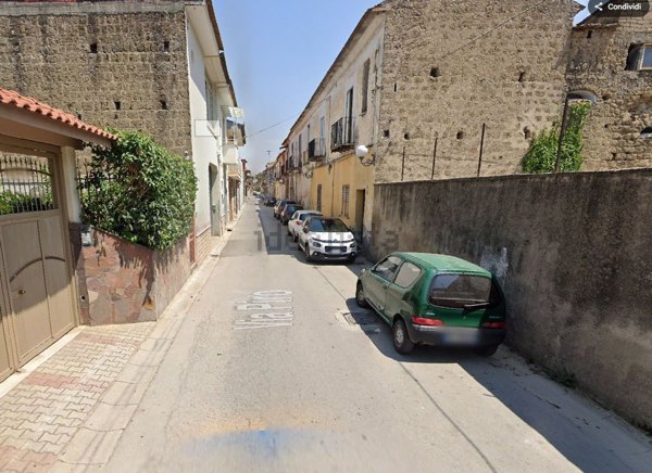 pentavano in vendita a Casaluce in zona Aprano