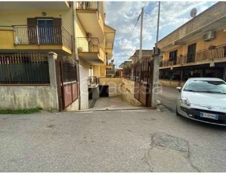 appartamento in vendita a Casaluce in zona Aprano