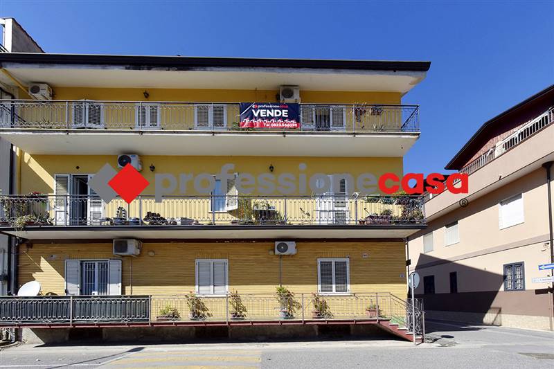 casa indipendente in vendita a Casapulla