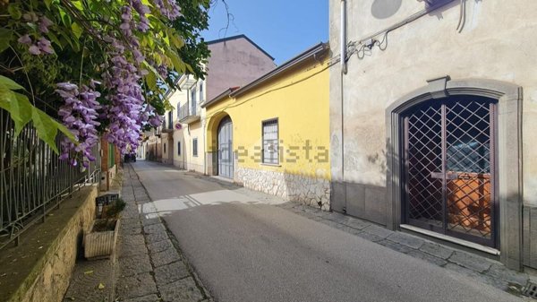 casa indipendente in vendita a Casapulla