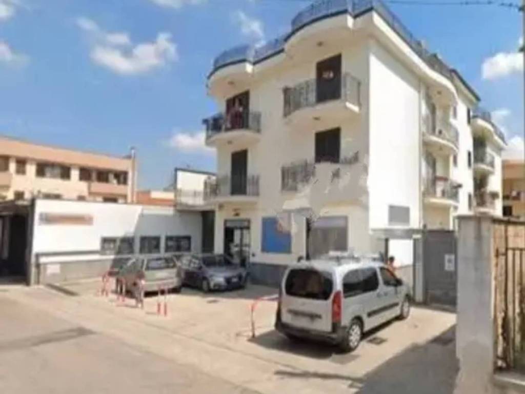 intera palazzina in vendita a Casapulla