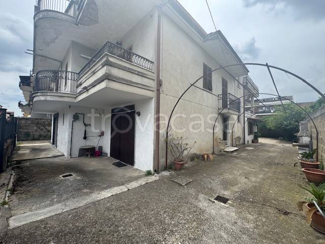 casa indipendente in vendita a Casapulla