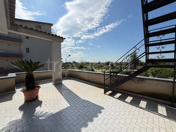 casa indipendente in vendita a Casapulla