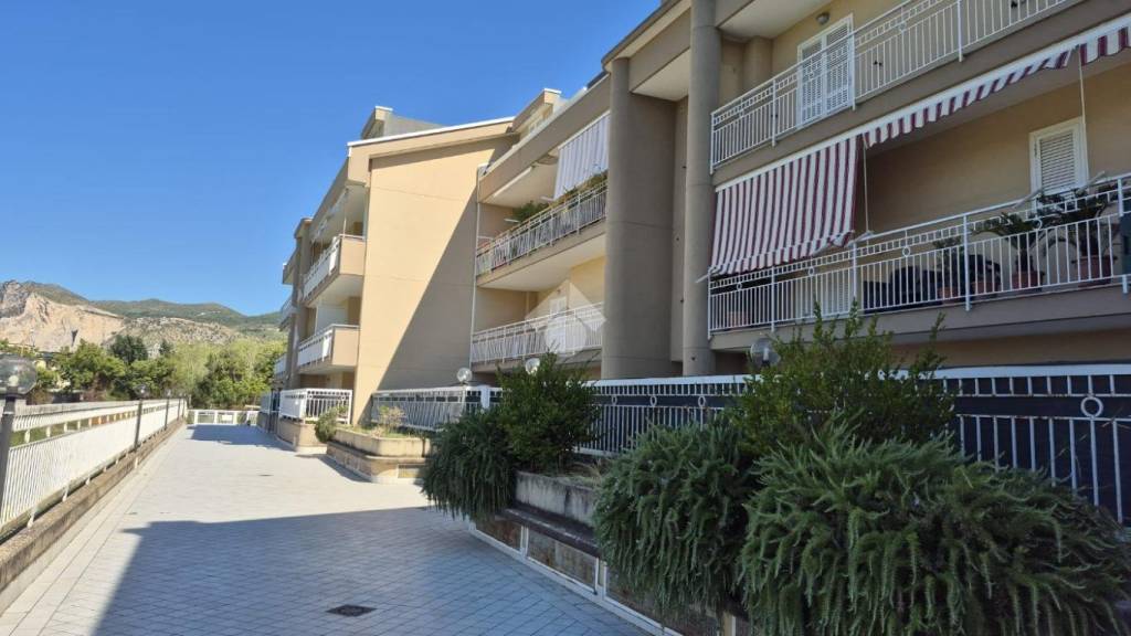 appartamento in vendita a Casapulla