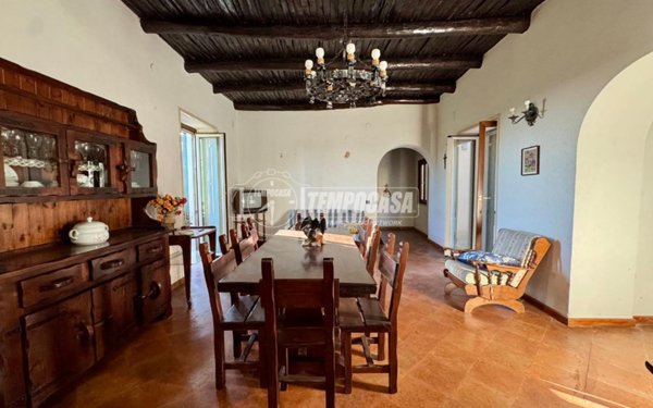 casa indipendente in vendita a Casapulla