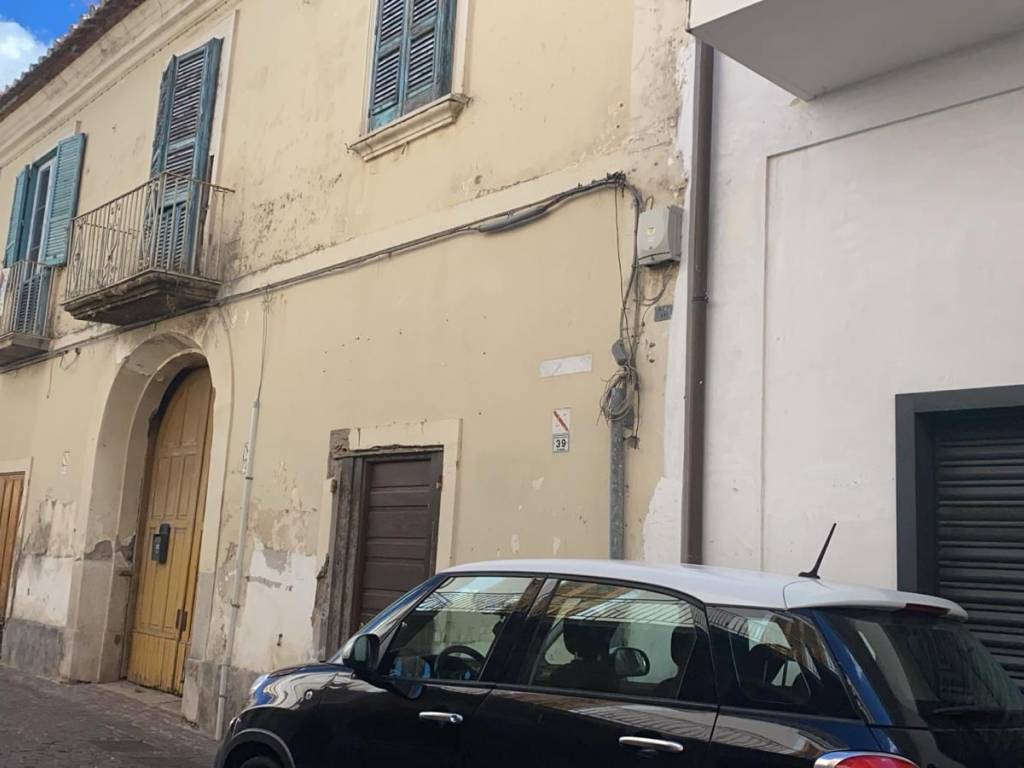 casa indipendente in vendita a Casapulla