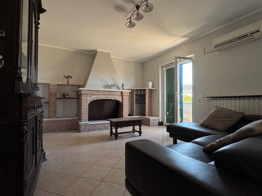 appartamento in vendita a Casapulla