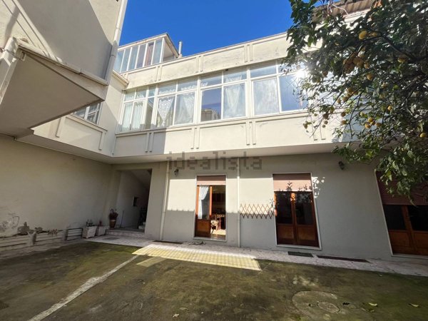 casa indipendente in vendita a Casapulla