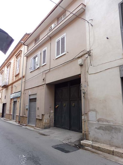 intera palazzina in vendita a Casapulla