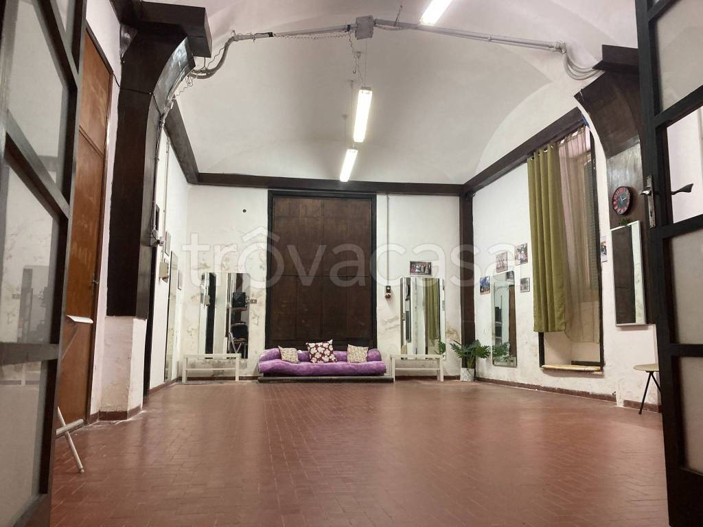negozio in vendita a Casapulla