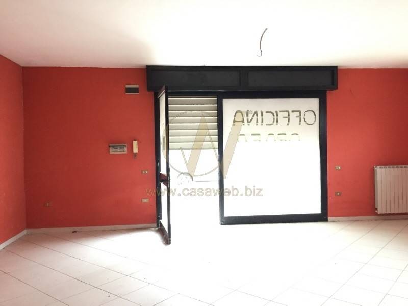 ufficio in vendita a Casapulla
