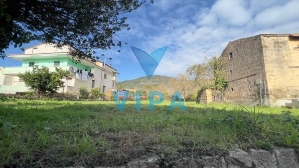 terreno edificabile in vendita a Caserta in zona San Leucio