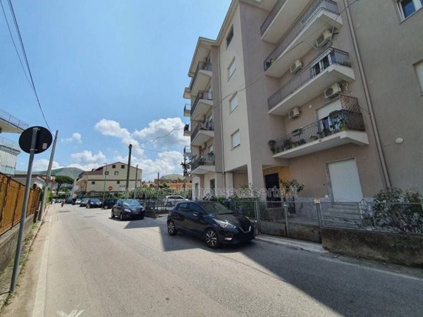 appartamento in vendita a Caserta in zona Acquaviva