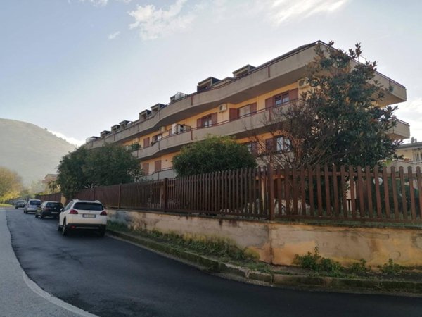 appartamento in vendita a Caserta in zona San Clemente