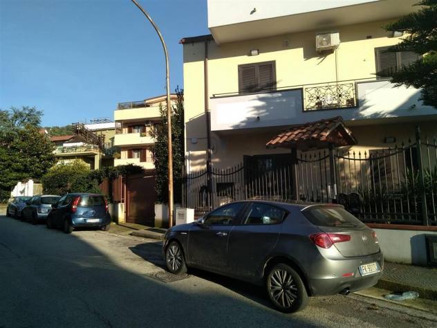 casa indipendente in vendita a Caserta in zona Ospedale