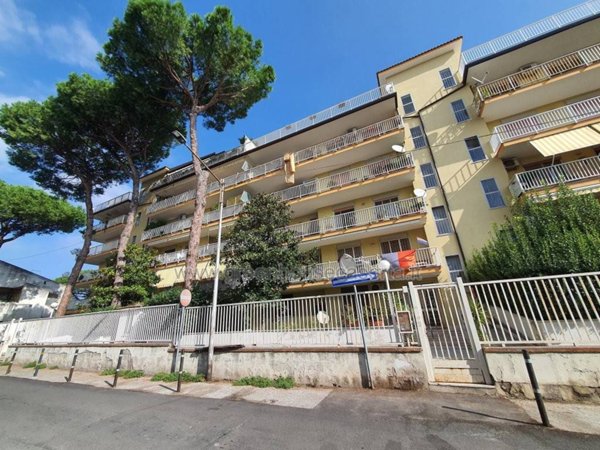 appartamento in vendita a Caserta in zona Falciano