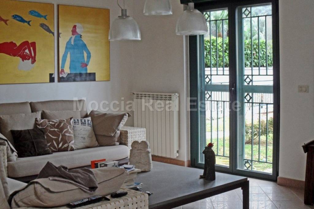 casa indipendente in vendita a Caserta in zona Garzano