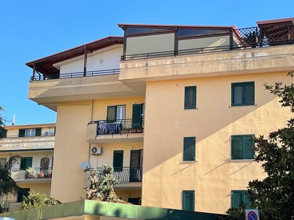 appartamento in vendita a Caserta in zona Centurano/Cerasole