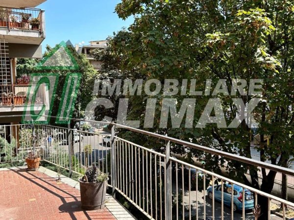 appartamento in vendita a Caserta in zona Acquaviva