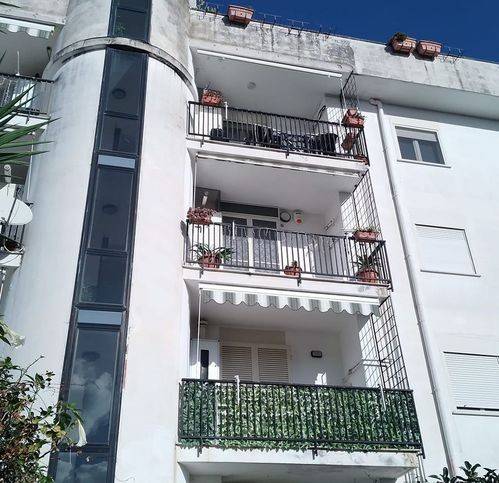 appartamento in vendita a Caserta in zona Acquaviva