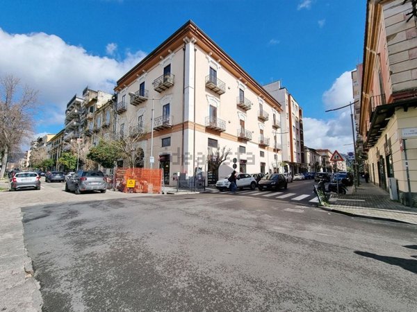 locale commerciale in vendita a Caserta
