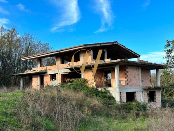 casa indipendente in vendita a Caserta in zona Casola