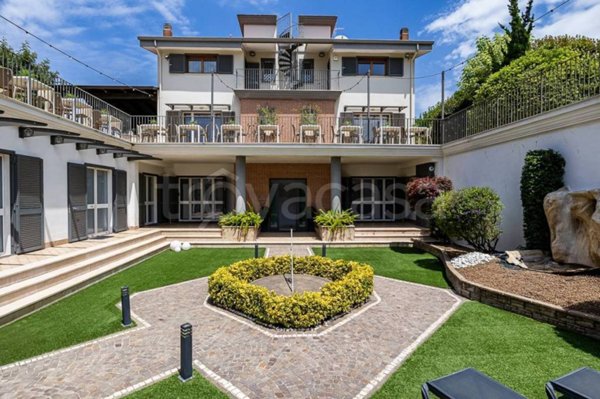 casa indipendente in vendita a Caserta in zona Puccianiello