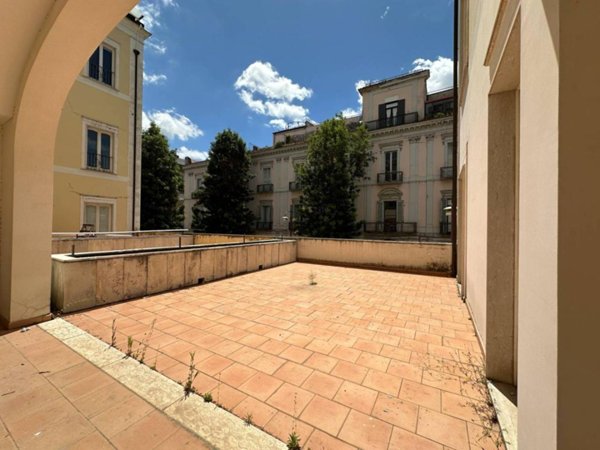 appartamento in vendita a Caserta in zona Acquaviva