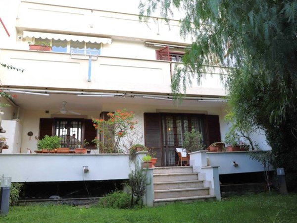 casa indipendente in vendita a Caserta in zona Briano