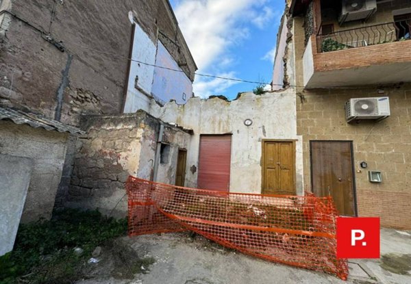 casa indipendente in vendita a Caserta in zona Centro Città