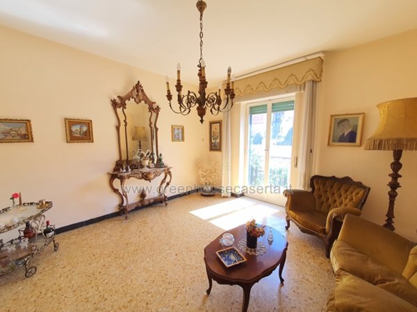 appartamento in vendita a Caserta in zona Acquaviva