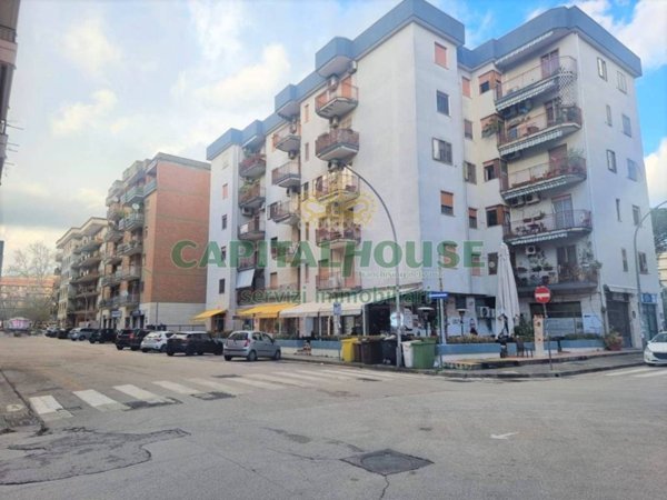 appartamento in vendita a Caserta in zona Acquaviva