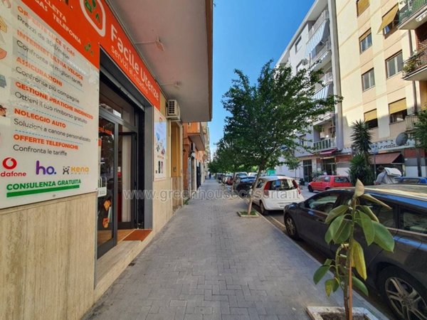 negozio in vendita a Caserta