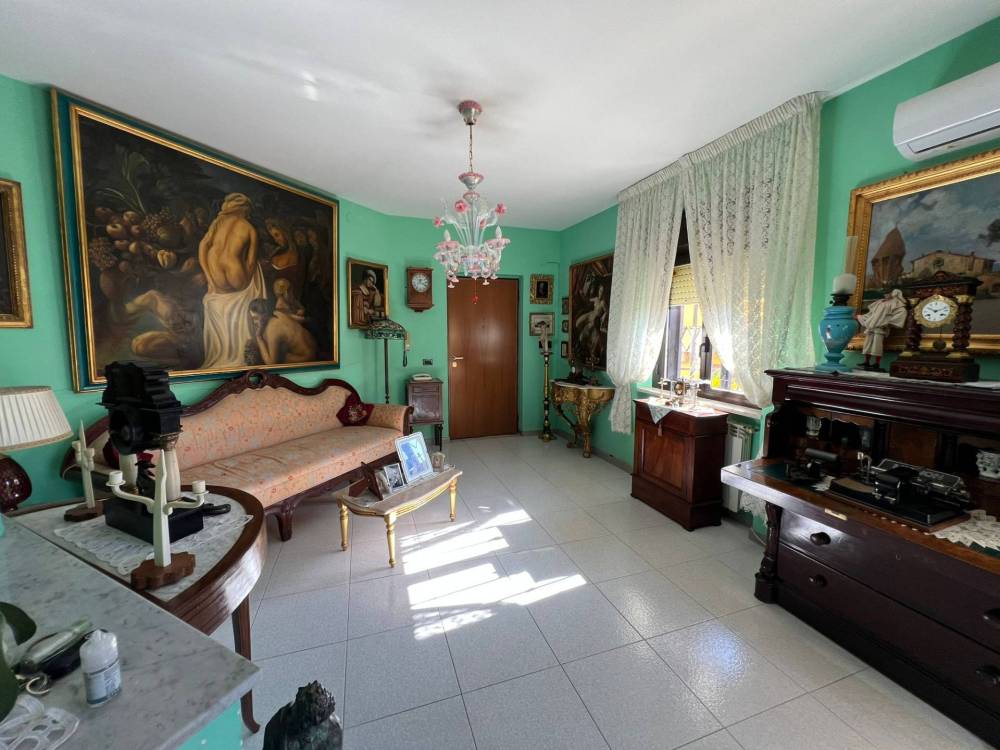 appartamento in vendita a Caserta in zona San Leucio