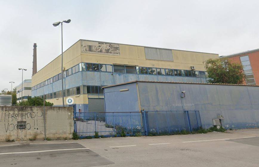 capannone in vendita a Caserta