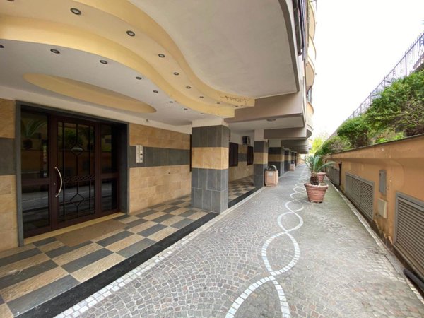 ufficio in vendita a Caserta in zona Centurano/Cerasole