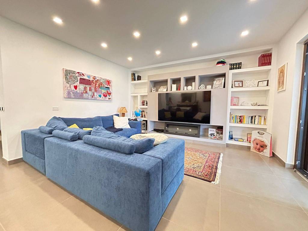 casa indipendente in vendita a Caserta in zona Puccianiello
