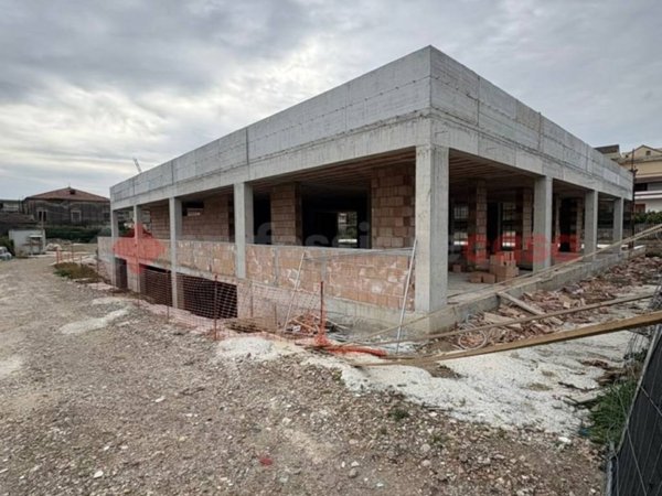 negozio in vendita a Caserta