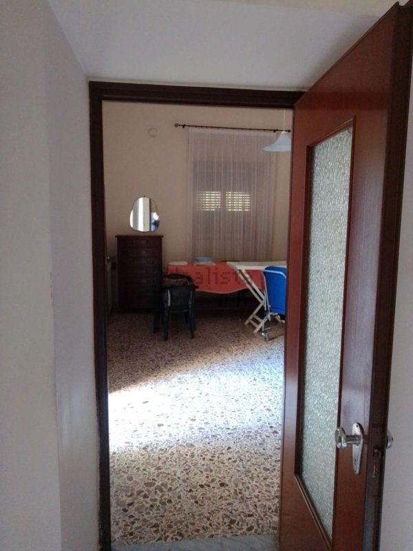 casa indipendente in vendita a Caserta in zona Santa Barbara / Tuoro