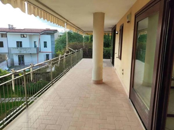 appartamento in vendita a Caserta in zona Briano