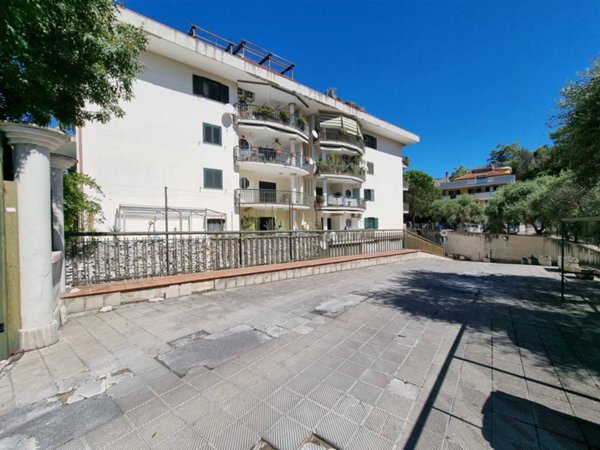 appartamento in vendita a Caserta in zona Centurano/Cerasole