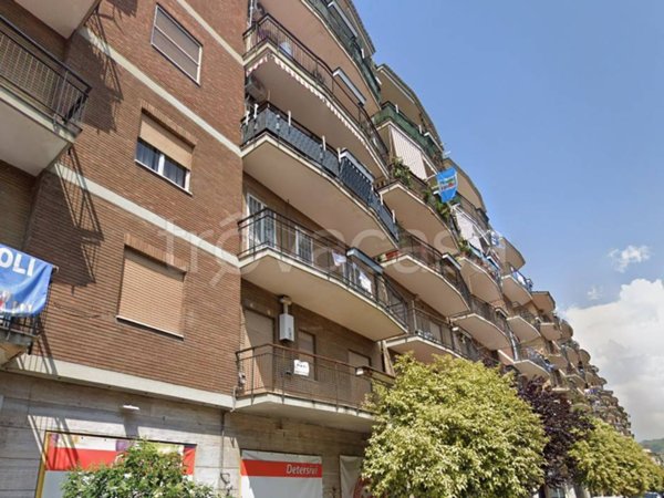 appartamento in vendita a Caserta in zona Acquaviva