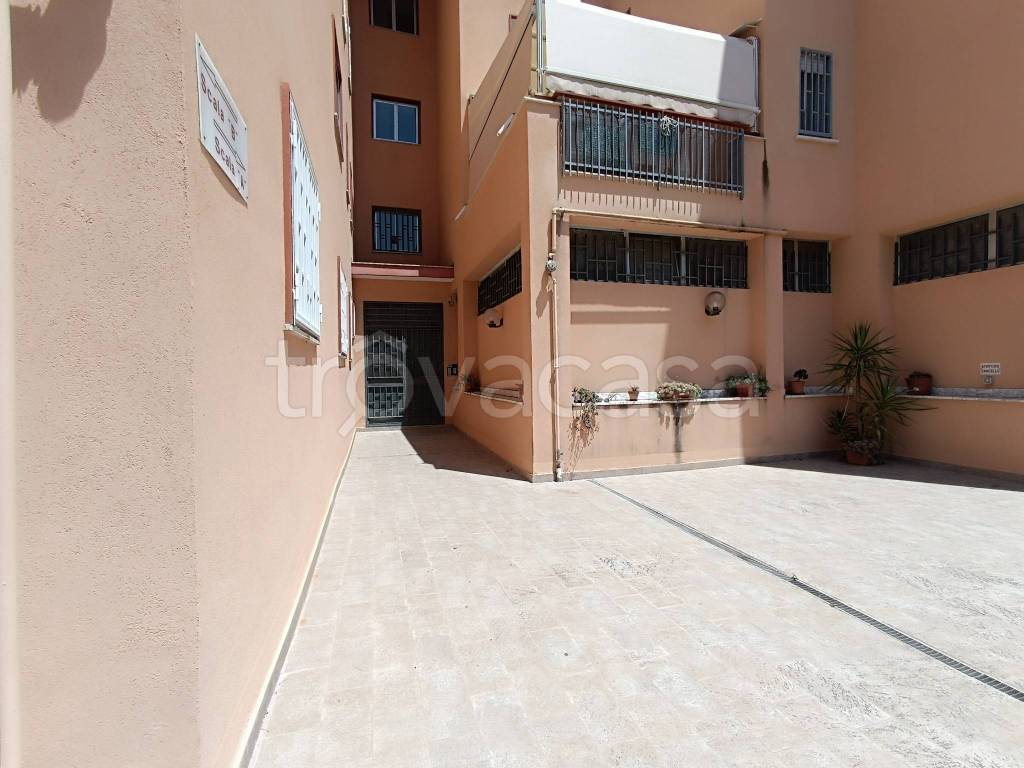 appartamento in vendita a Caserta in zona Falciano