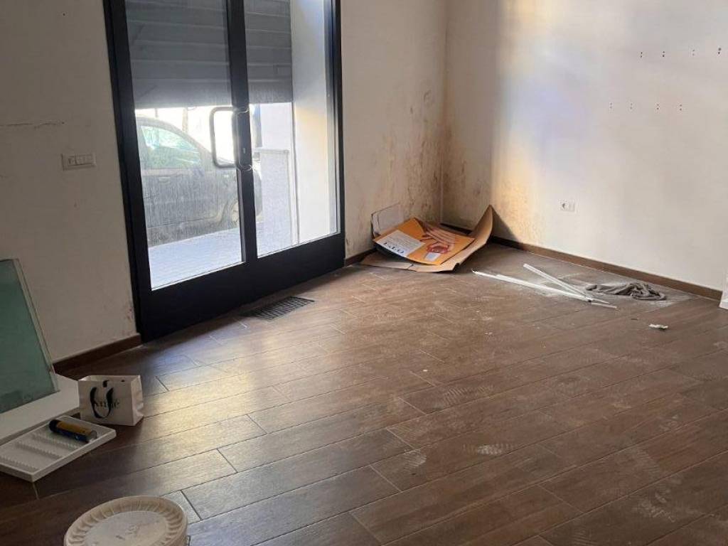 negozio in vendita a Caserta in zona Centro Città